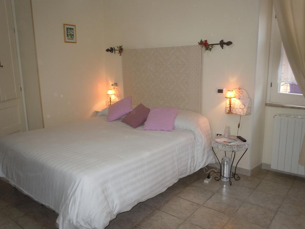 Da Agnese Locazioni Brevi Hotel กาญารี ภายนอก รูปภาพ