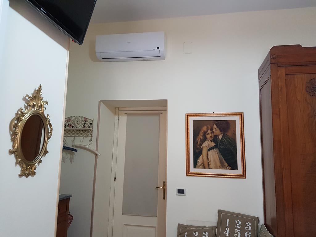Da Agnese Locazioni Brevi Hotel กาญารี ภายนอก รูปภาพ