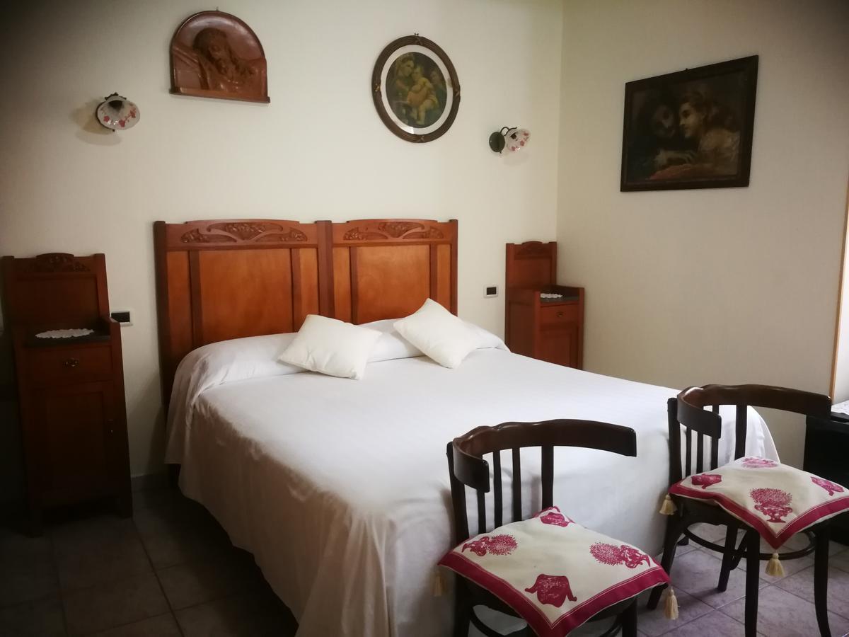 Da Agnese Locazioni Brevi Hotel กาญารี ภายนอก รูปภาพ